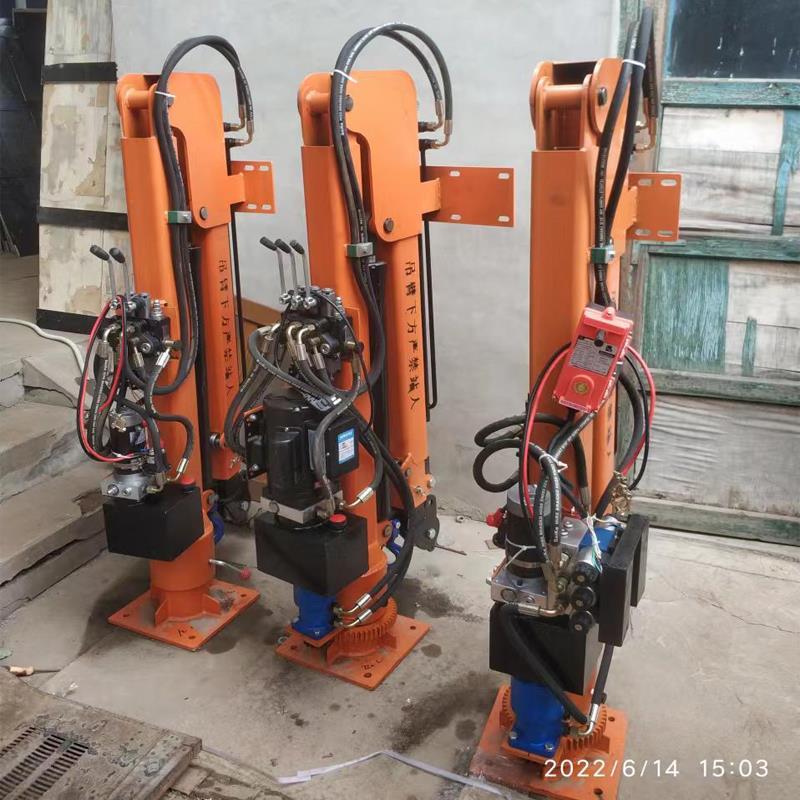 北门区重汽蓝牌随车吊 3.2吨 国六动力强 液压驱动 农用自卸起重机
